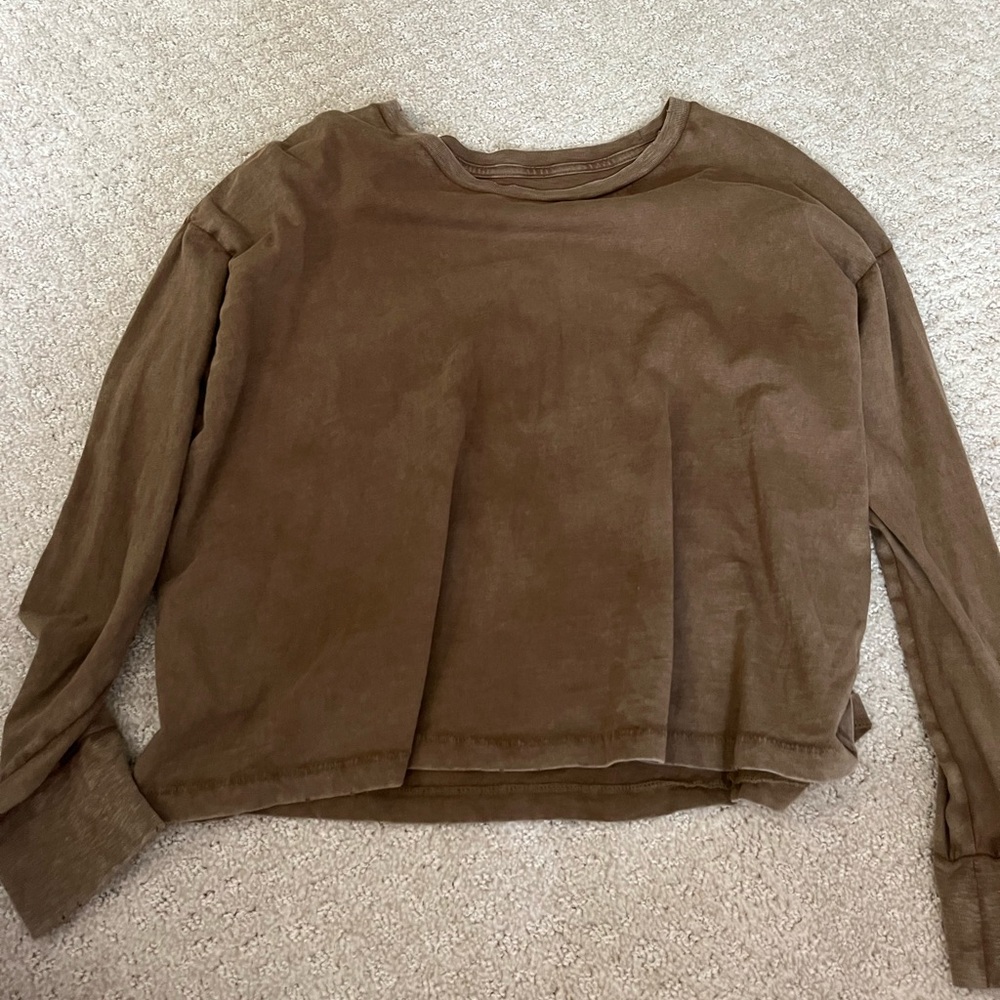 Aerie top